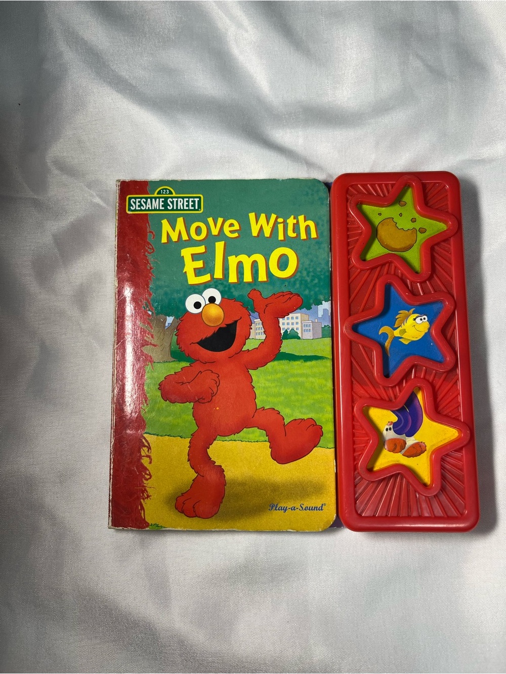 2009 Sesame Street Move With Elmo Play-A-Sound Hardcover Book‎